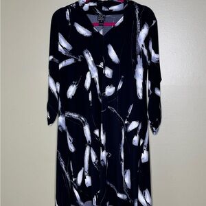 Black and White Abstract Shift Dress